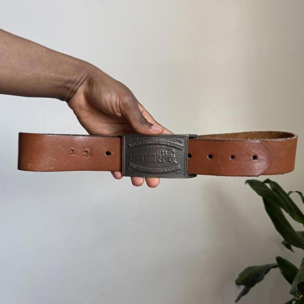 Vintage 70s Brass Tone Belt‎ Buckle & Leather Belt Fits like M/L